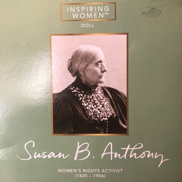 Barbie Inspiring Women Series Susan B, Anthony - Picture 6 of 6